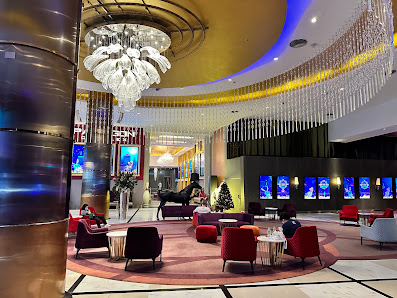 Paragon Cineplex thumb 2